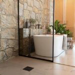 Elleve apresenta a Grelha Flat, que oculta o sistema de escoamento