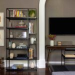 Escritório pequeno em casa: 10 projetos que unem conforto e organização