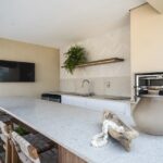 Granito branco: por que ele é tão usado em projetos de interiores?