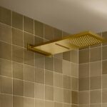 Roca apresenta soluções que transformam o banho em um ritual de bem-estar na Expo Revestir 2026