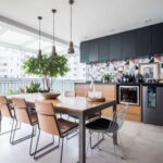 Varanda de apartamento: 7 ideias para aproveitar melhor o espaço